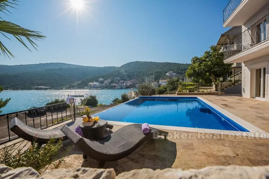 vila s pet zvjezdica, na prodaju - slika 2