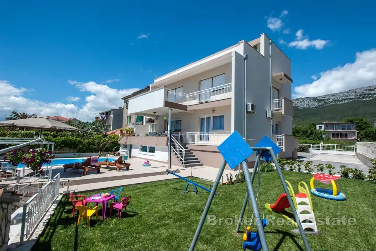 vila u prvom redu do mora - slika 3