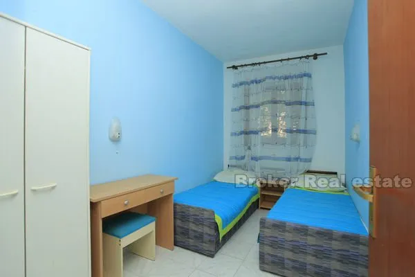 luksuzna vila s bazenom, za najam - slika 8