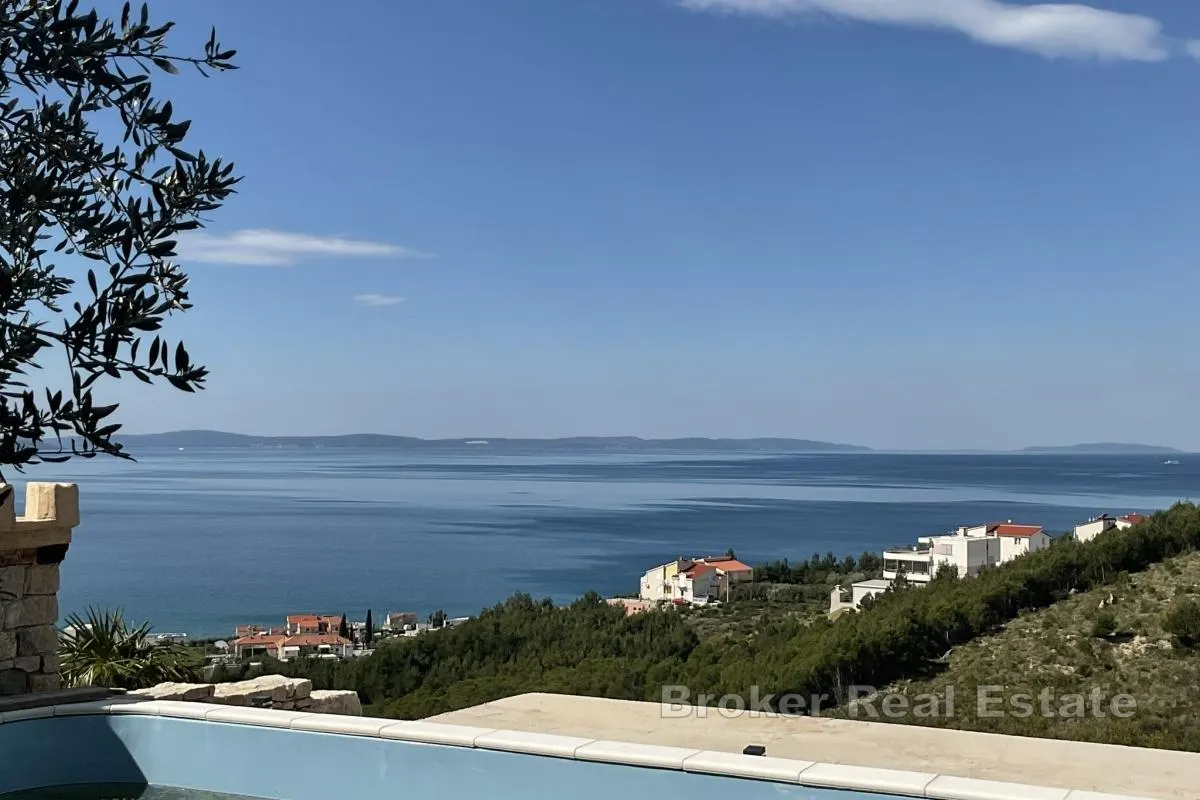 kamena kuća s otvorenim pogledom na more - slika 9