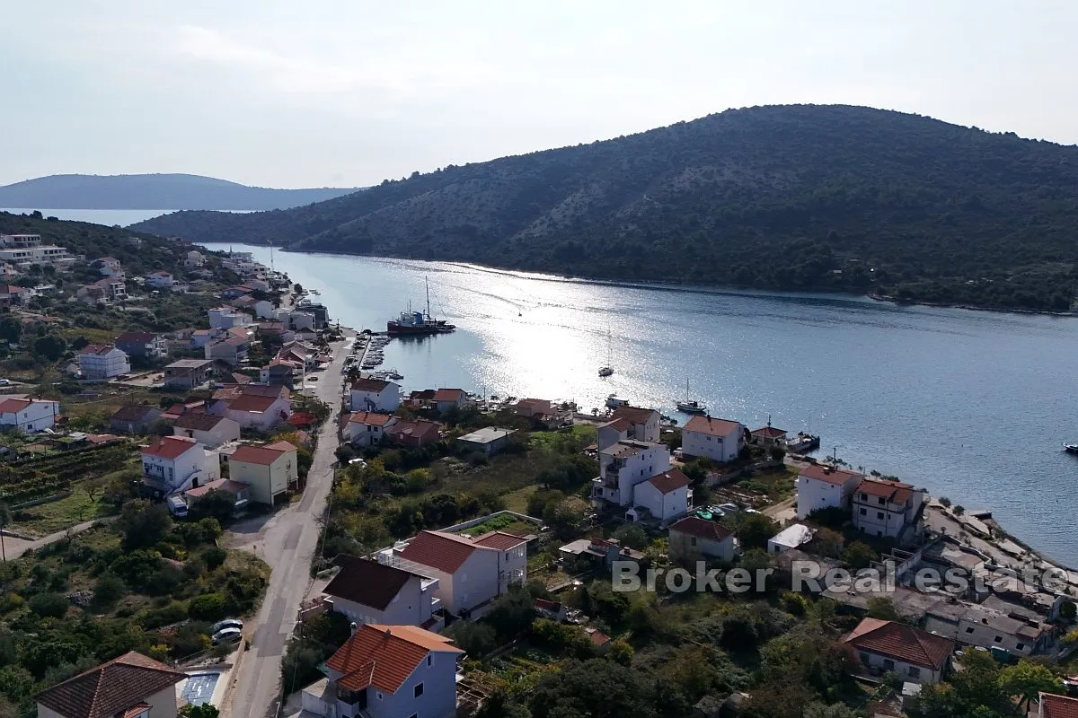 Građevinsko zemljište s pogledom na more - Trogir