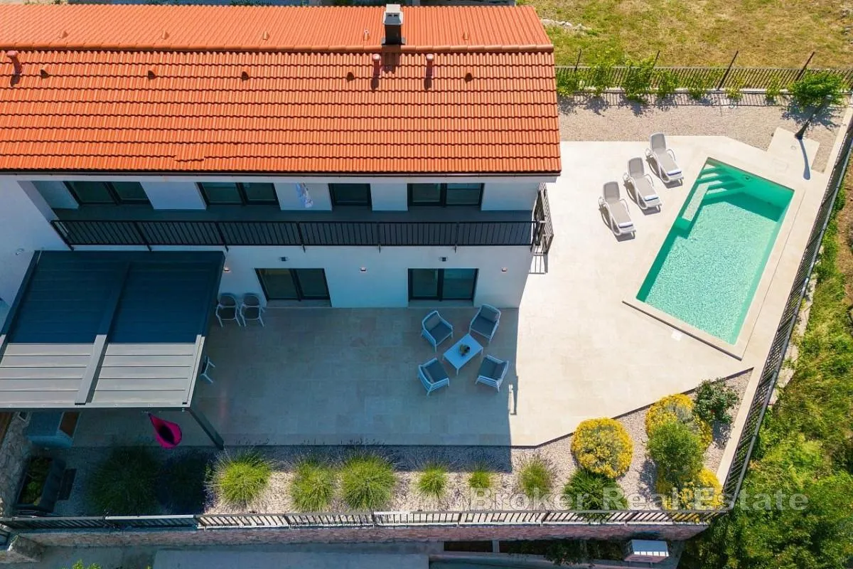 dvojna vila s bazenom i pogledom na more - slika 2