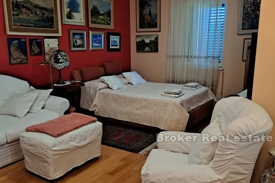 centar, luksuzan stan sa terasom - slika 8