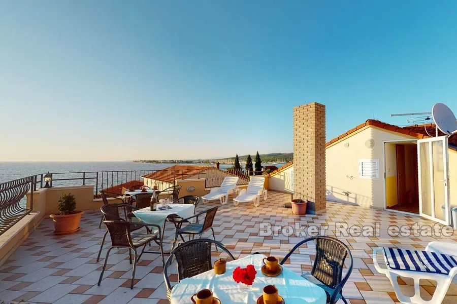 apartmanska kuća s pogledom na more - slika 5