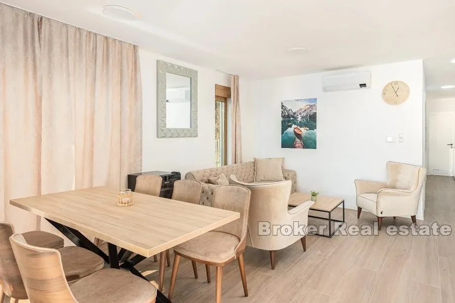 moderan apartman prvi red do mora - slika 2