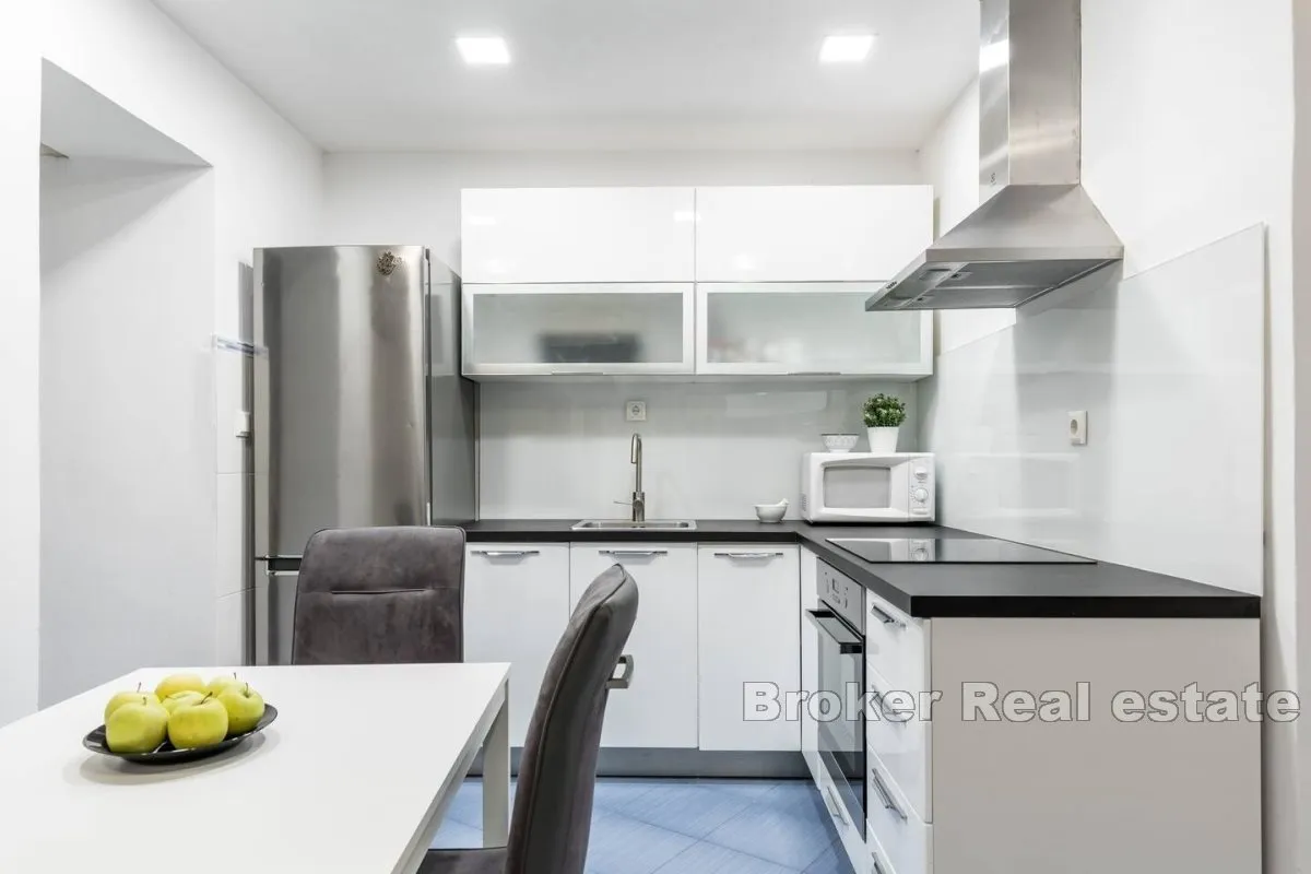 komforan jednosoban apartman na izvrsnoj lokaciji - slika 4