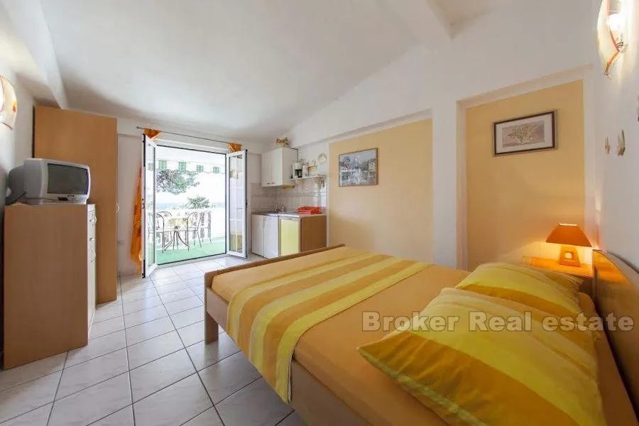 apartmanska kuća, na prodaju - slika 11