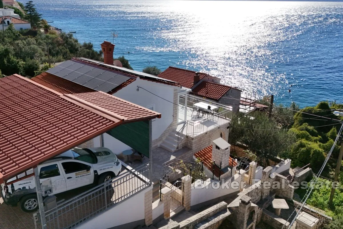 samostojeća kuća u drugom redu do mora - slika 3