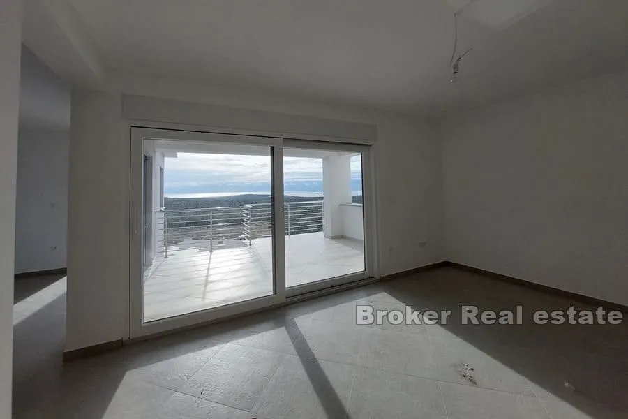 dvosoban apartman s pogledom na more - slika 2
