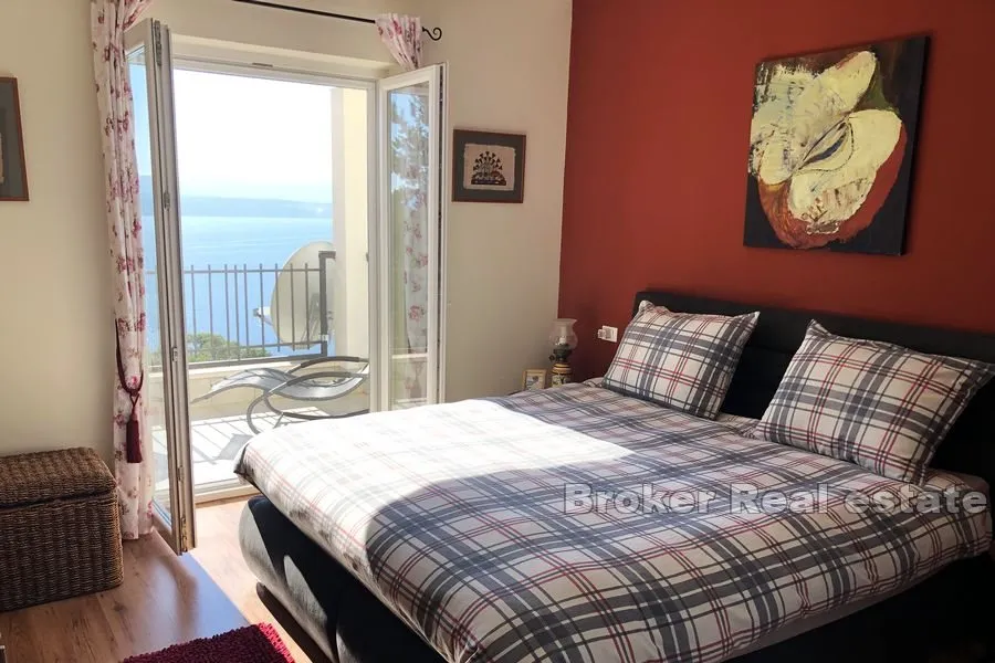 novouređeni apartman s pogledom na more - slika 7