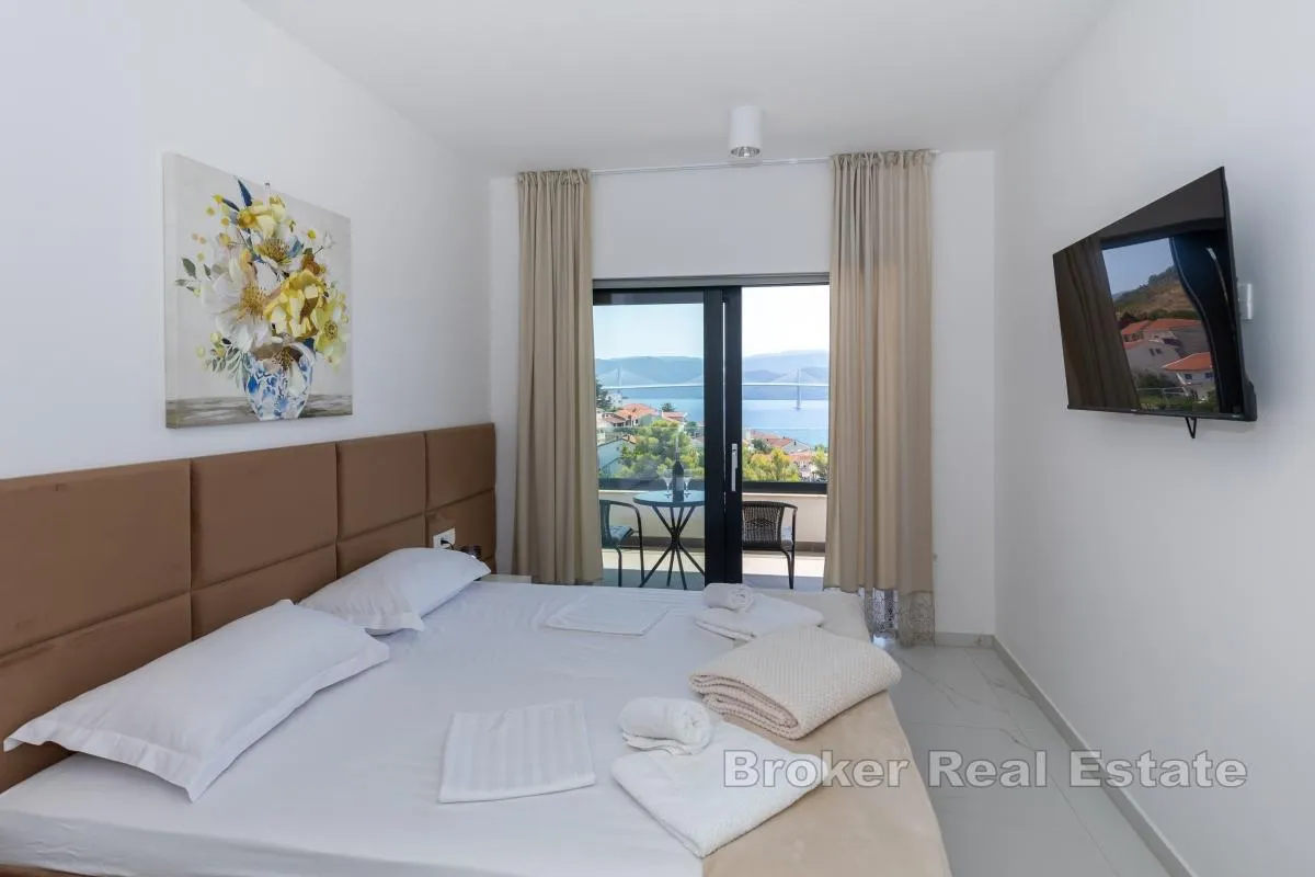 moderna vila s bazenom - slika 11
