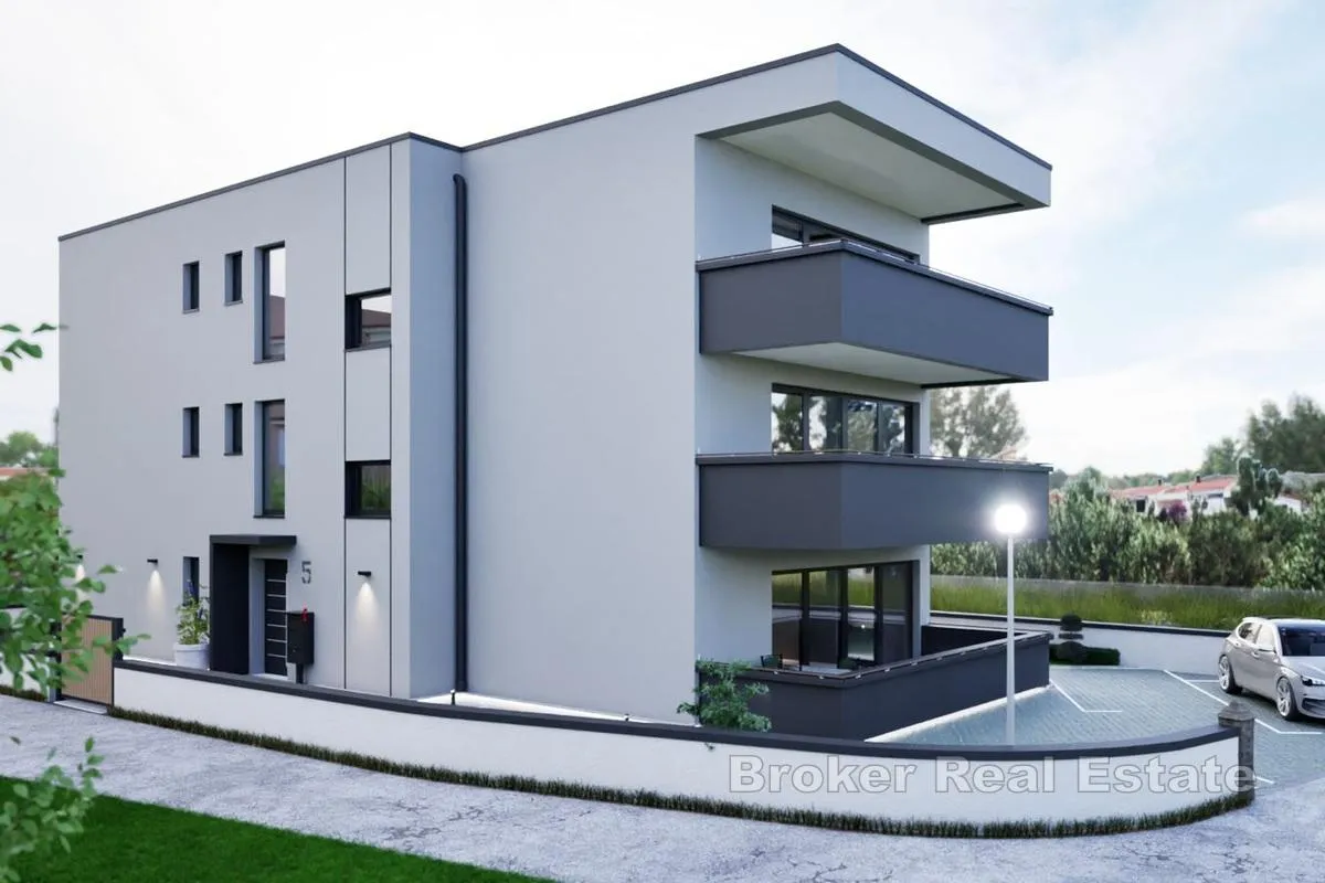 trosoban apartman u novogradnji - slika 2