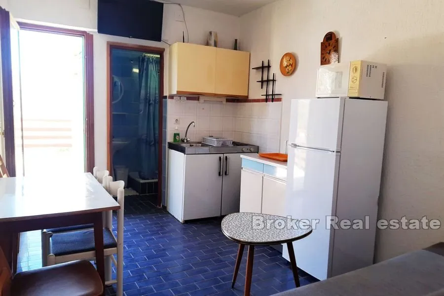 apartmanska kuća s pogledom na more - slika 9