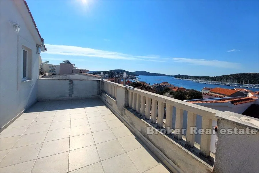 apartmanska kuća s pogledom na more - slika 7
