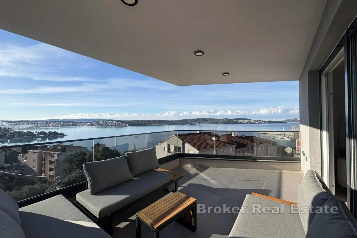 moderan penthouse s krovnom terasom i panoramskim pogledom na more - slika 2