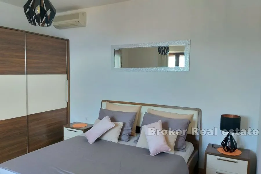 prekrasna kuća / vila, na prodaju - slika 14