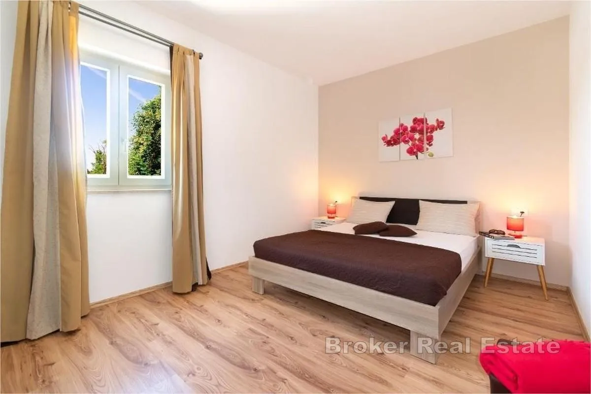 moderna vila s bazenom u središnjoj istri - slika 10