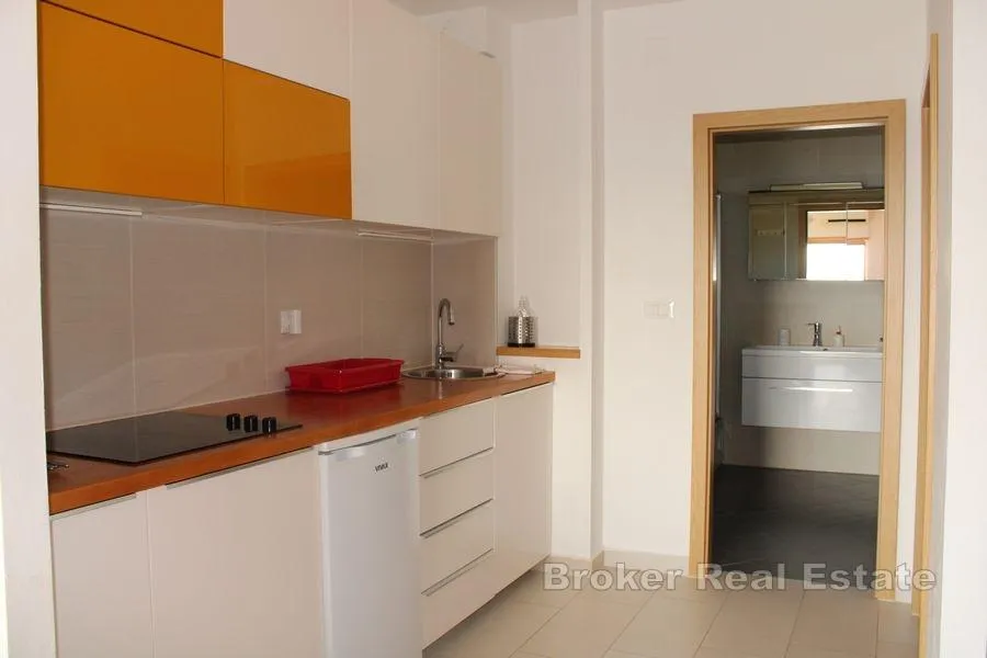 apartmani s otvorenim pogledom na more - slika 4