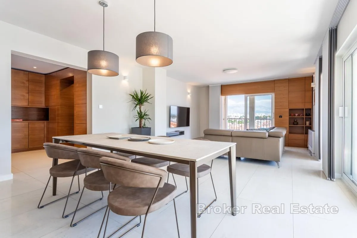 ekskluzivan apartman na vrlo atraktivnoj lokaciji - slika 12