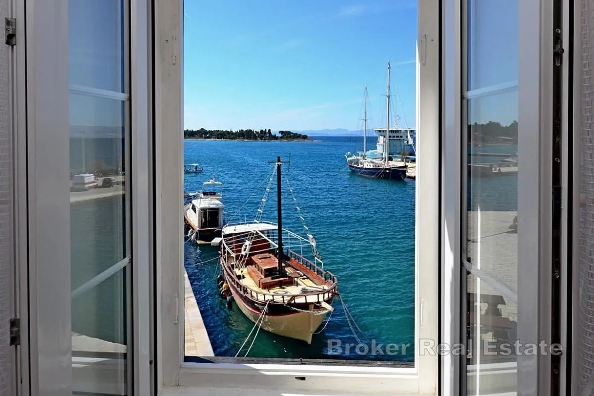 tri apartmanske jedinice prvi red do mora - slika 1