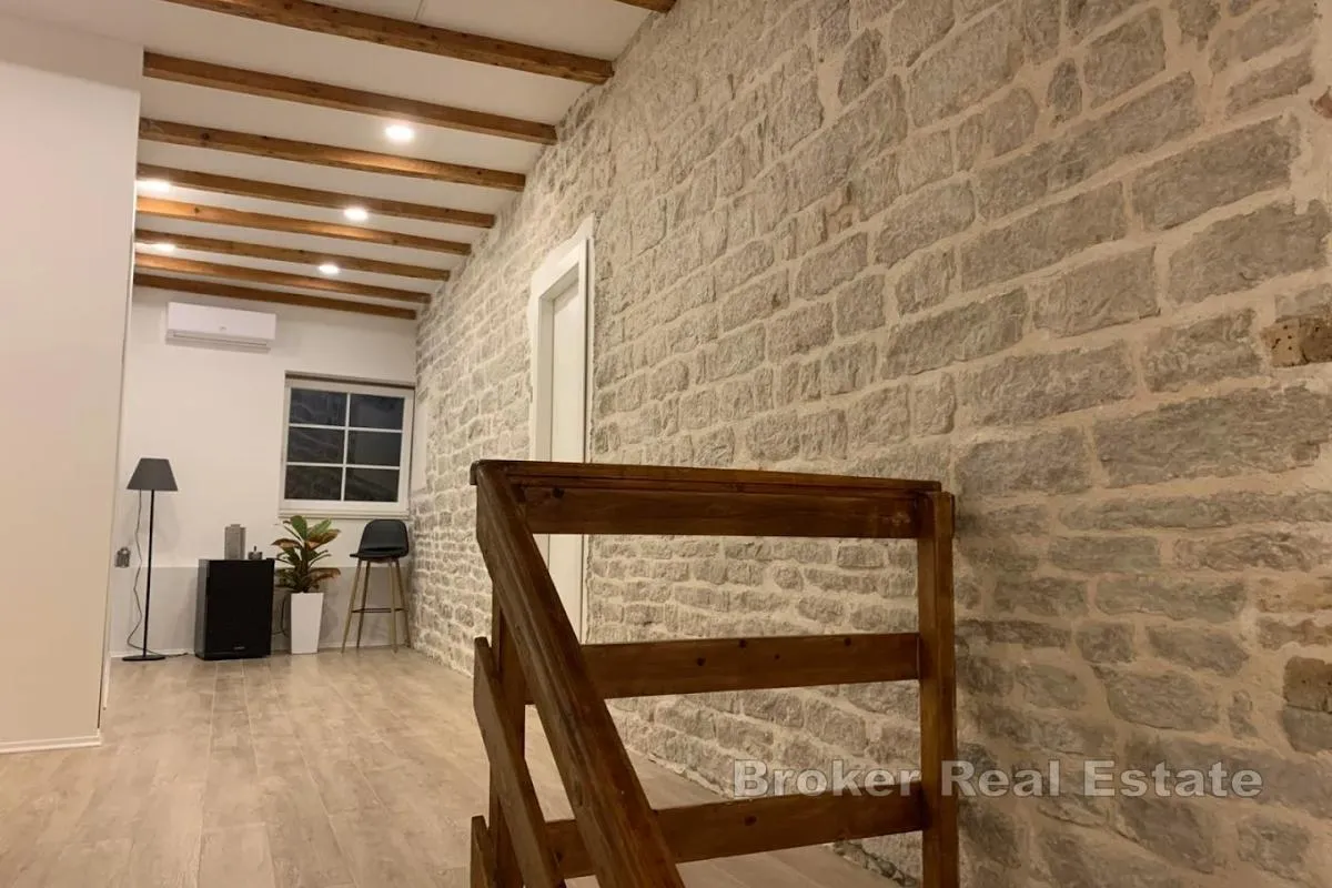 boutique smještaj s 9 luksuznih soba u srcu povijesne jezgre - slika 12