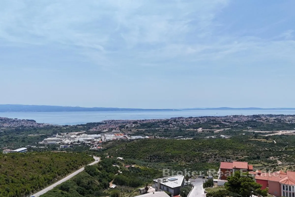 Građevinsko zemljište s pogledom na more u blizini Splita - Solin, Split area