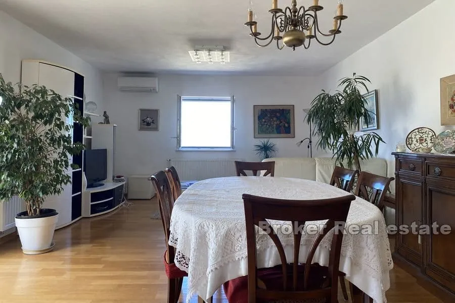 kuća s pogledom na more - slika 4