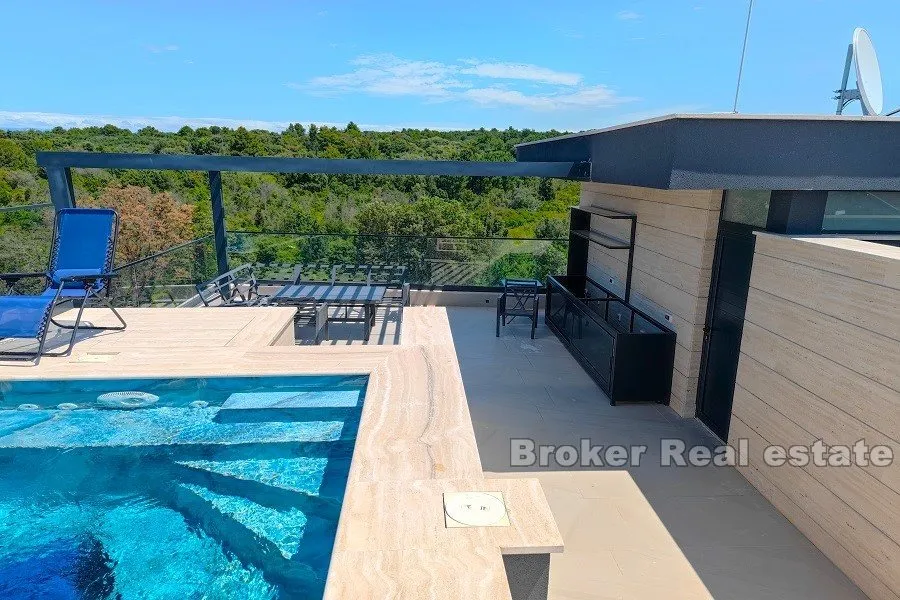 penthouse s pogledom na more - slika 4