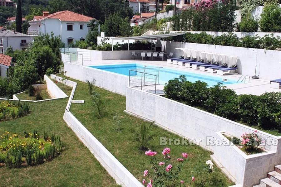 veličanstvena vila s otvorenim pogledom na more - slika 2