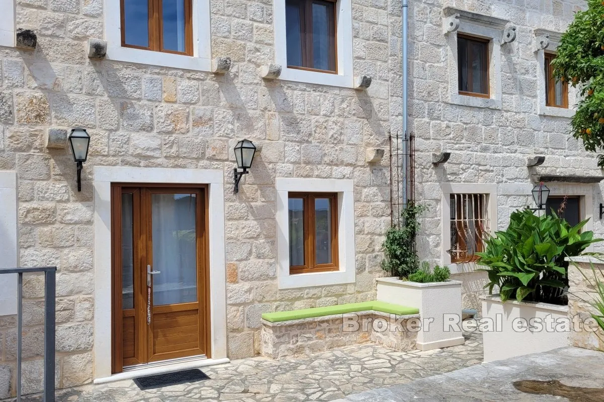 dvojna kamena kuća s panoramskim pogledom na more - slika 5