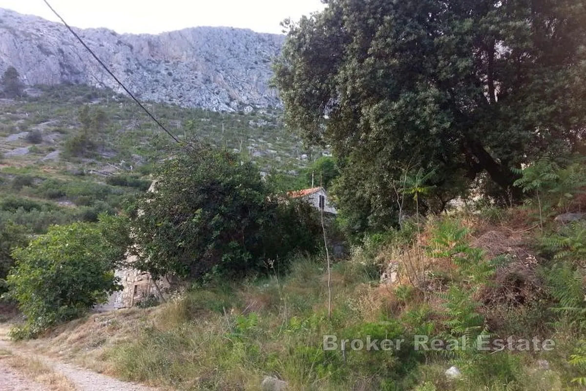 tri kamene kuće s pogledom na more za potpunu renovaciju - slika 13