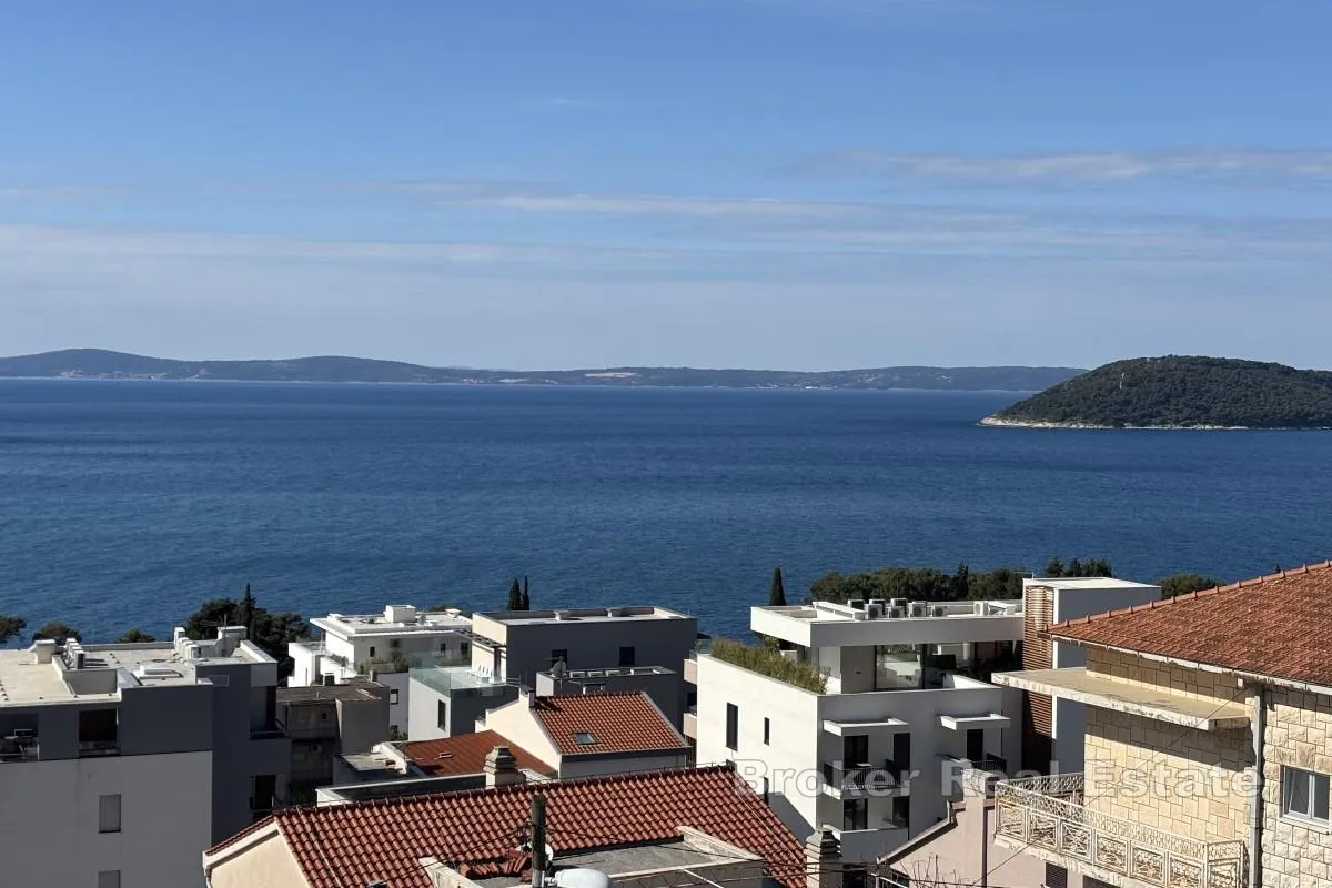 Trosoban stan s pogledom na more - Meje, Split grad