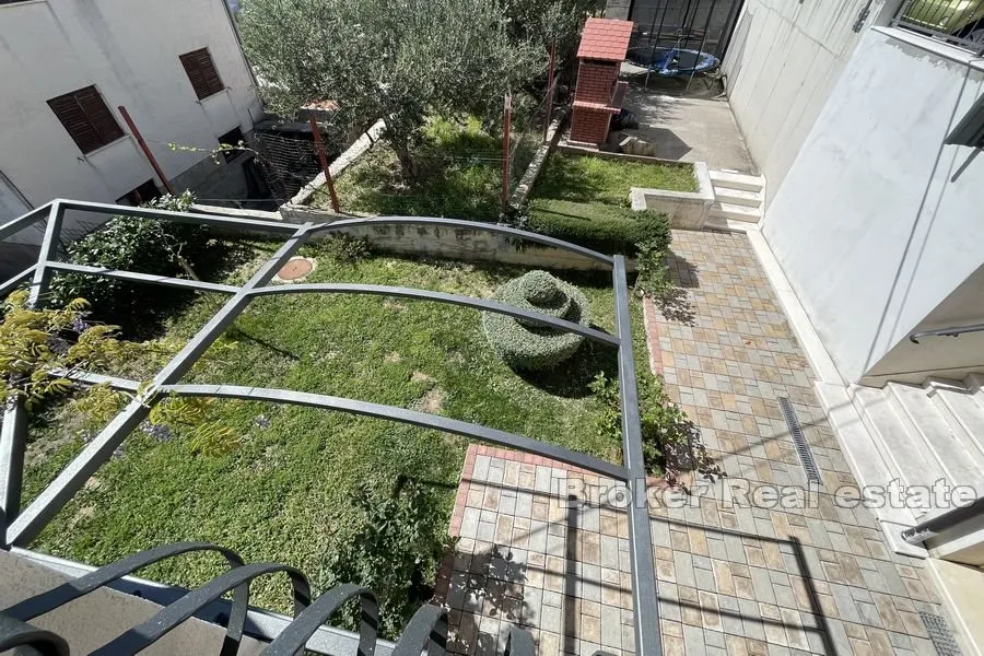 apartmanska kuća s pogledom na more - slika 16