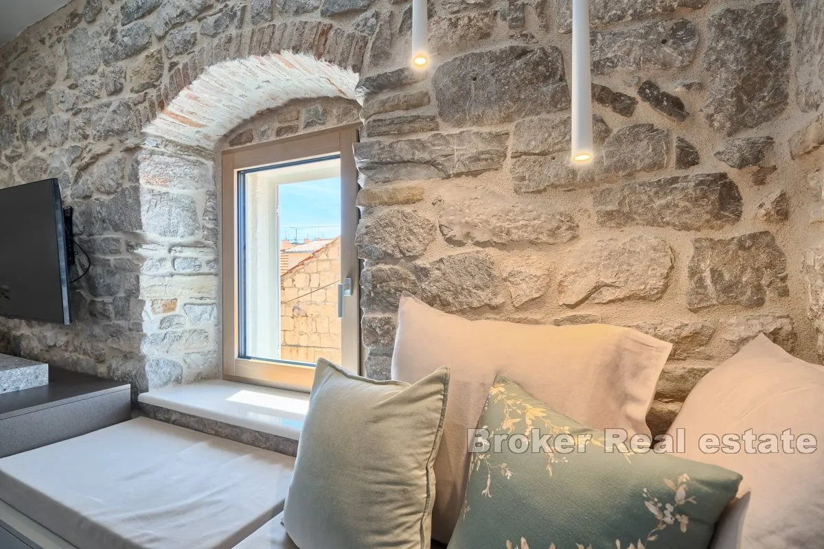 četiri uhodane turističke jedinice na atraktivnoj lokaciji - slika 9