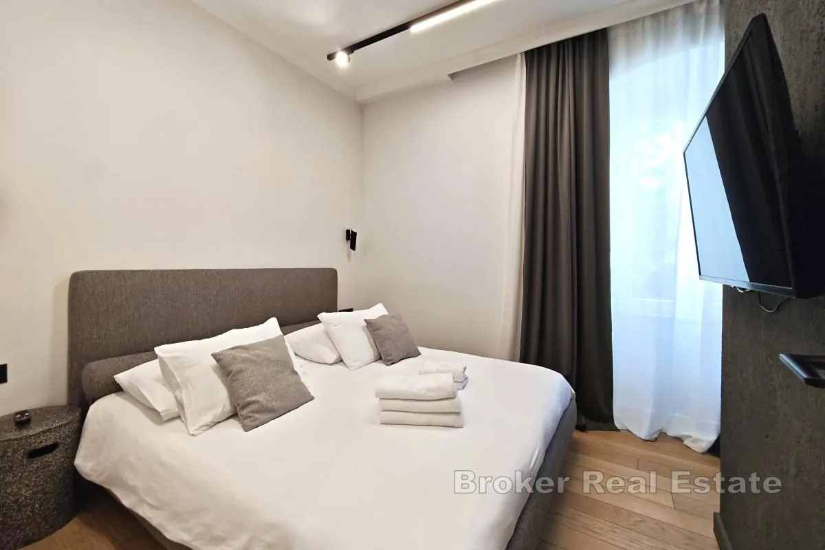 uhodane apartmanske jedinice u centru grada - slika 14