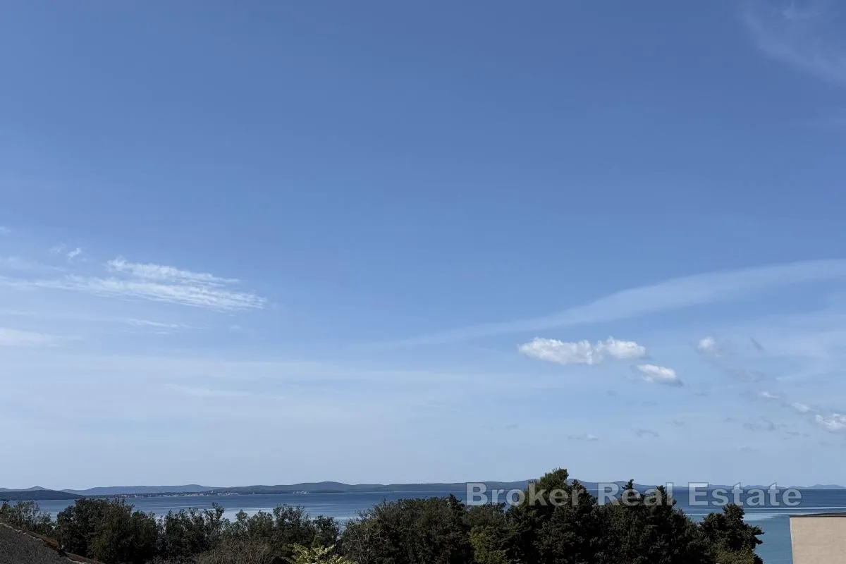 moderni stan s djelomičnim pogledom na more - slika 7
