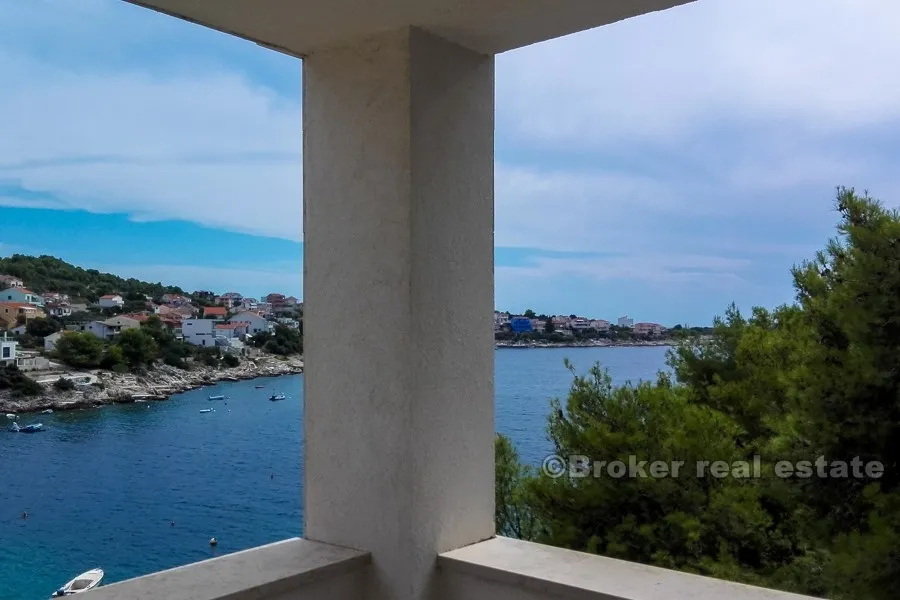 samostojeća kuća, uz more, prodaja - slika 3