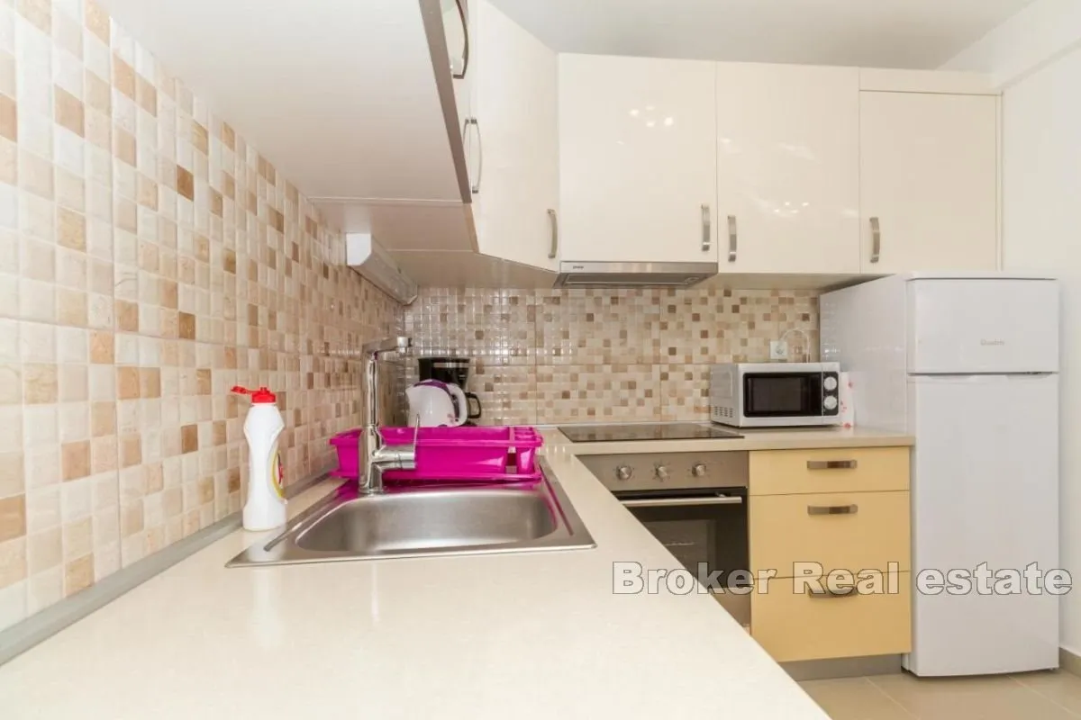 predivna apartmanska kuća smještena u centru - slika 4
