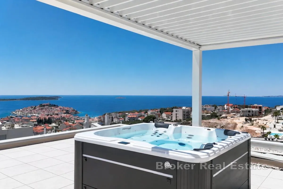 Penthouse s pogledom na more - Primošten