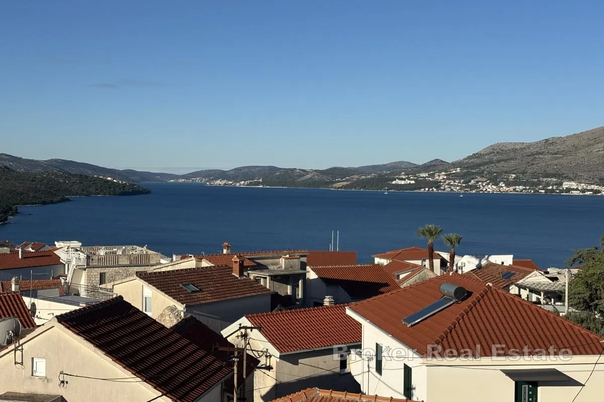 moderan dvosoban penthouse stan s pogledom na more - slika 2