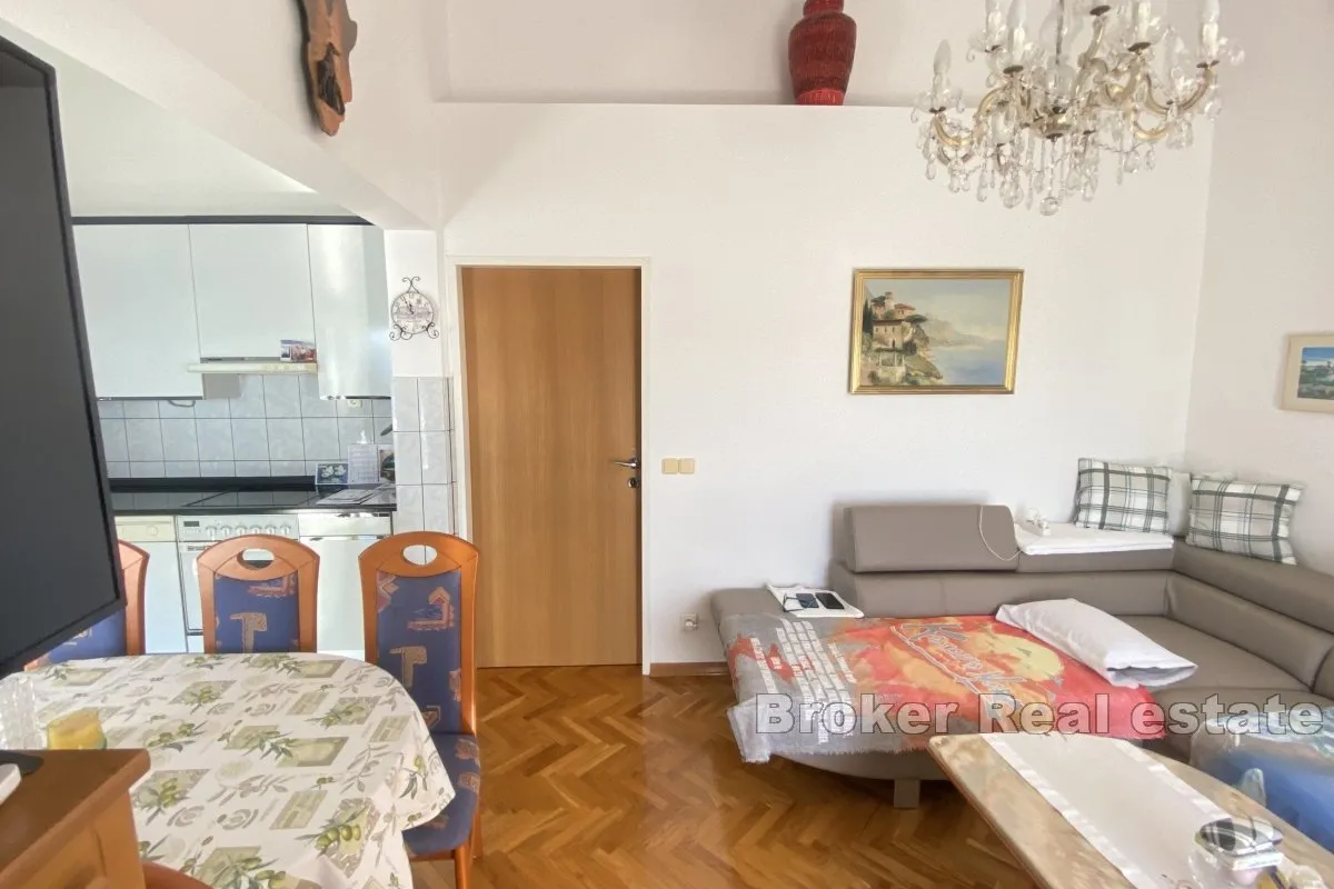 samostojeća kuća u drugom redu do mora - slika 8