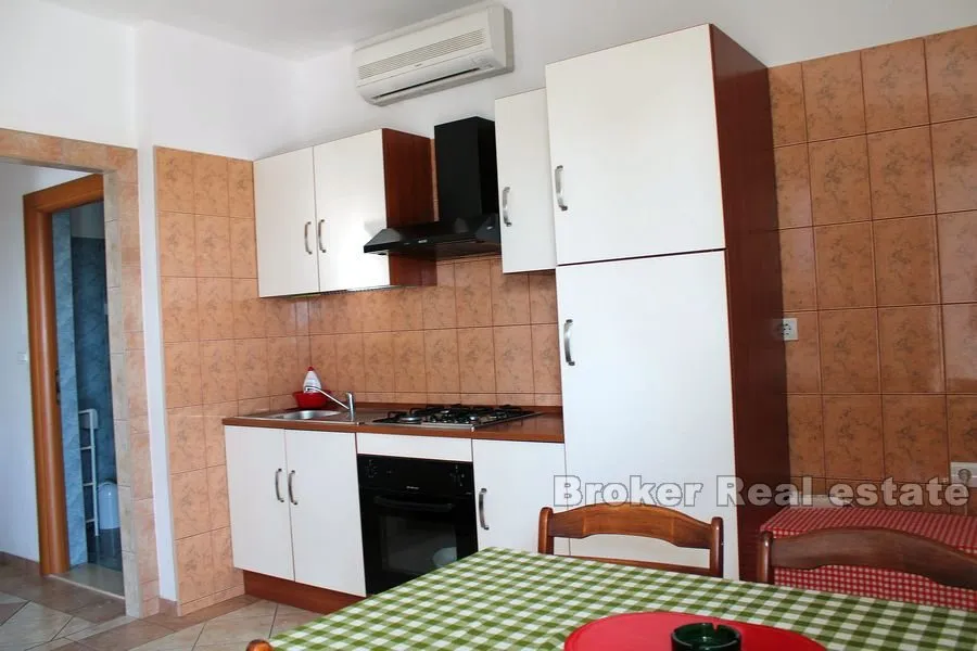 apartmanska kuća sa pogledom na more - slika 11