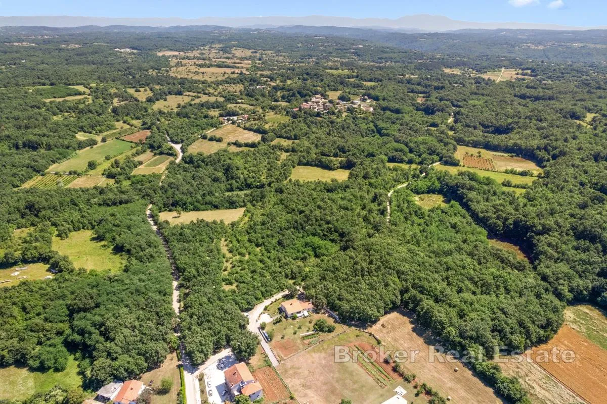 atraktivno zemljište u mirnom okružju - slika 4