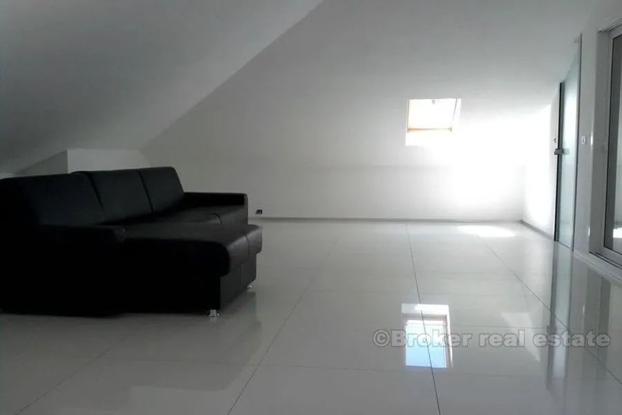vila od 280m2 na parceli od 521m2, na prodaju - slika 13