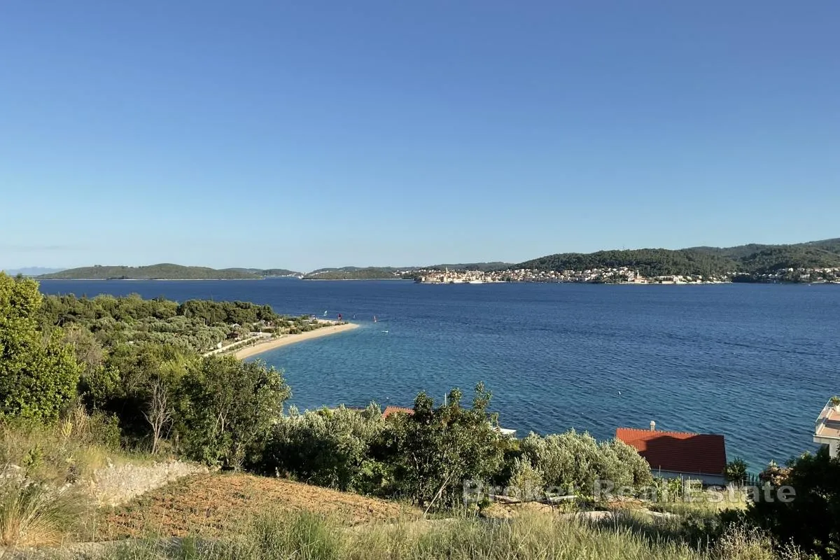 vila s bazenom i wellnessom u blizini plaže - slika 19