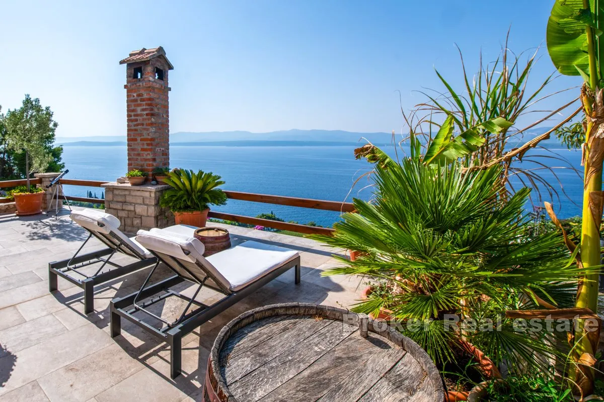 Jedinstvena kamena vila na prestižnoj lokaciji s panoramskim pogledom na more - Brač, Brač