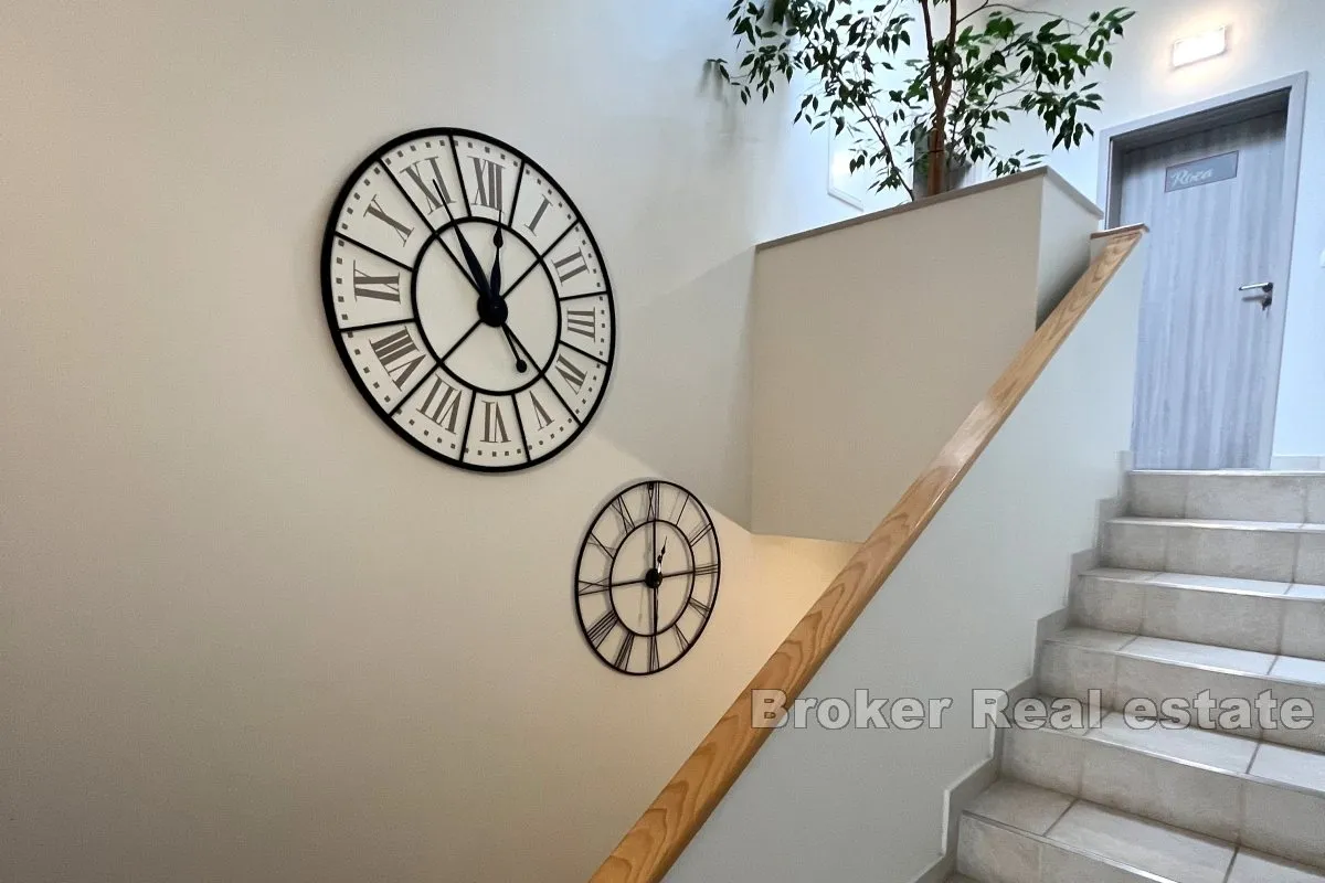 prekrasna apartmanska kuća s pogledom na more - slika 10