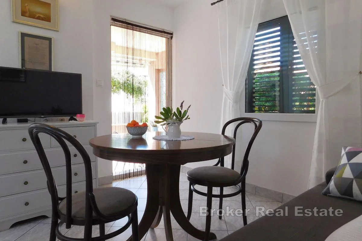 samostojeća apartmanska kuća blizu plaže - slika 4