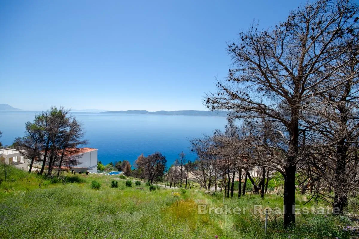 Atraktivno građevinsko zemljište - Omiš