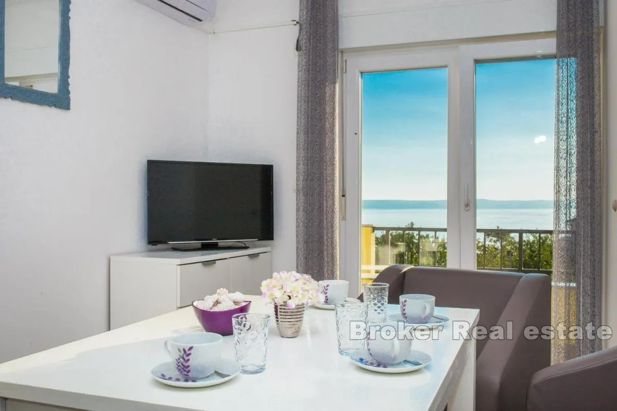 apartmanska kuća s bazenom - slika 10